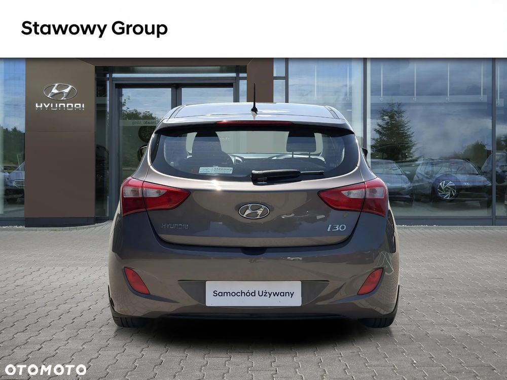 Hyundai i30 1.4 Classic + - 6