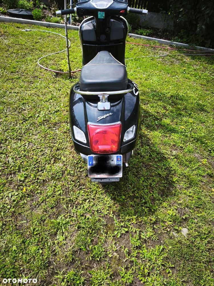 Piaggio Vespa - 8