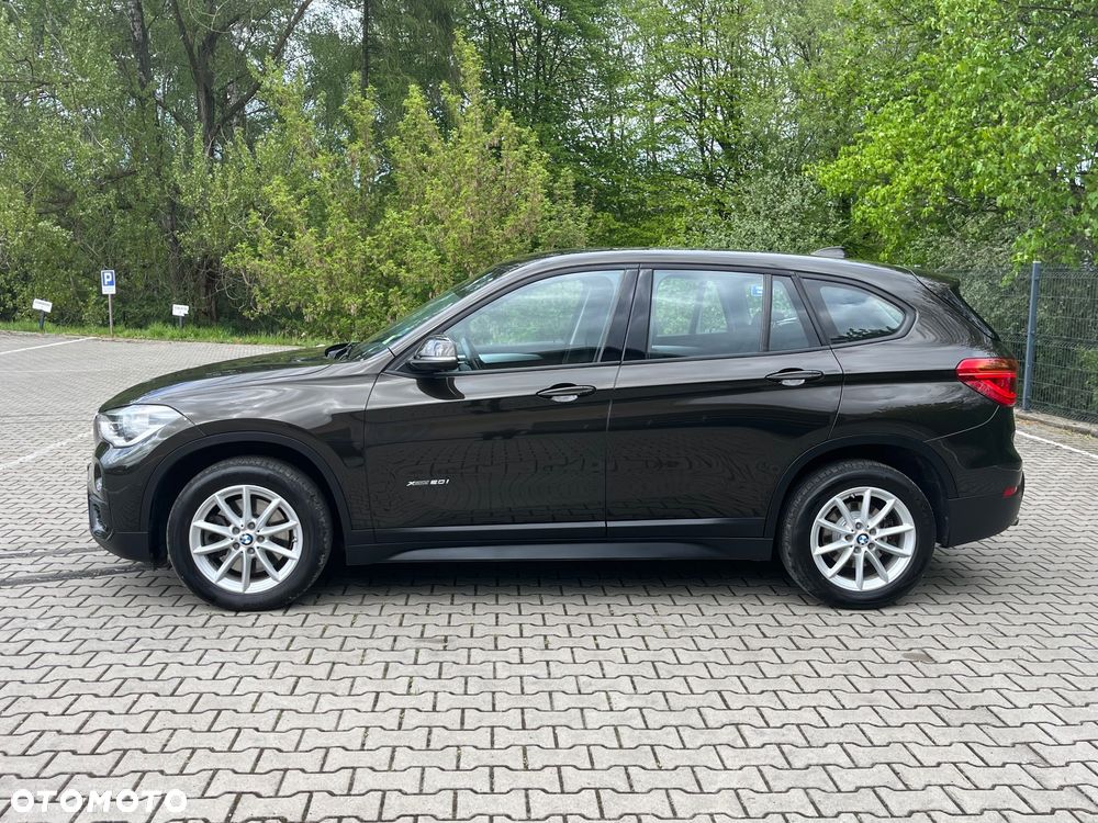 BMW X1 xDrive20i GPF Advantage sport - 33