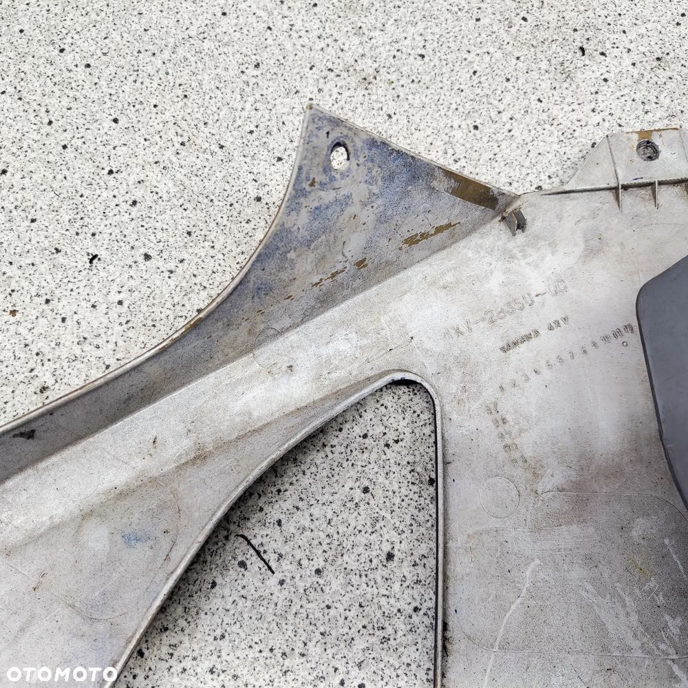 Owiewka, osłona lewa, bok, boczek lewy, wypełnienie lewe Yamaha R1 - 11