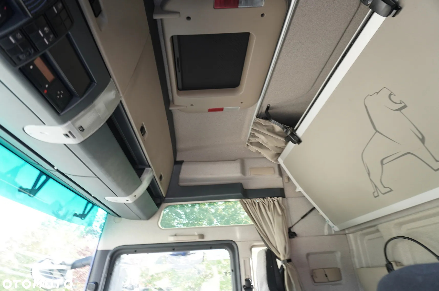MAN TGX 26.500 E6 XXL / Schmitz 19 palet / Thermoking / oś skrętna - 15