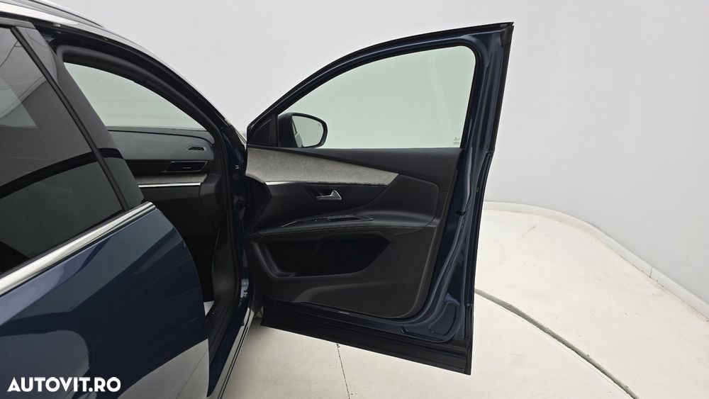 Peugeot 3008 1.5 BlueHDI 130 EAT8 GT - 17