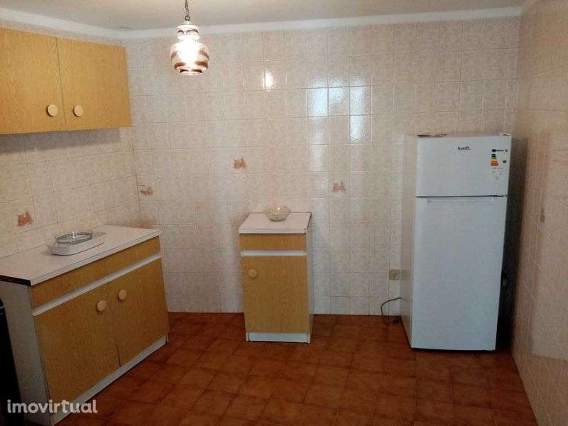 Moradia T1 para arrendamento - Grande imagem: 3/5