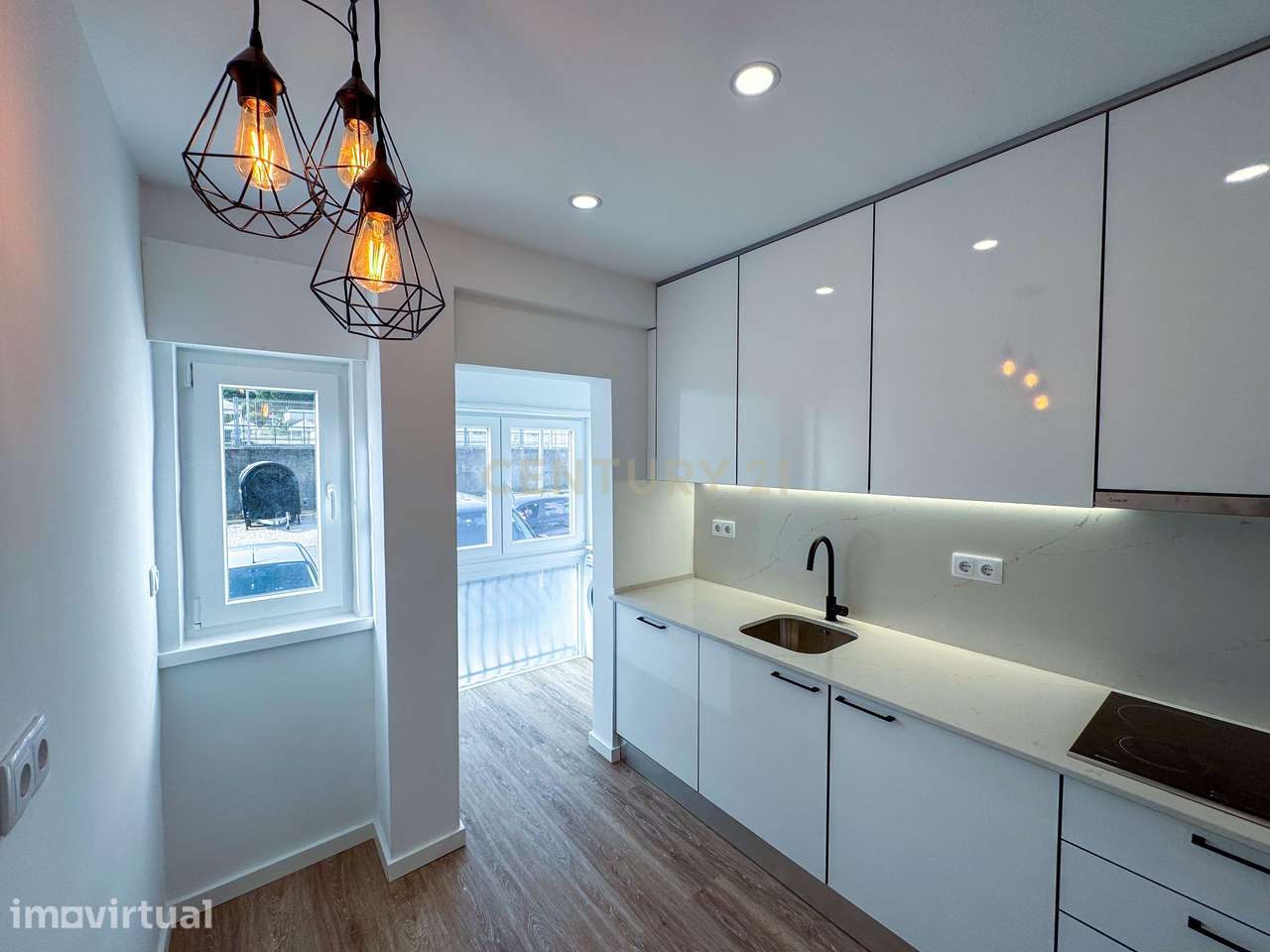T1 Remodelado a Estrear na Parede | Cozinha Equipada | Excelente Local - Grande imagem: 5/28