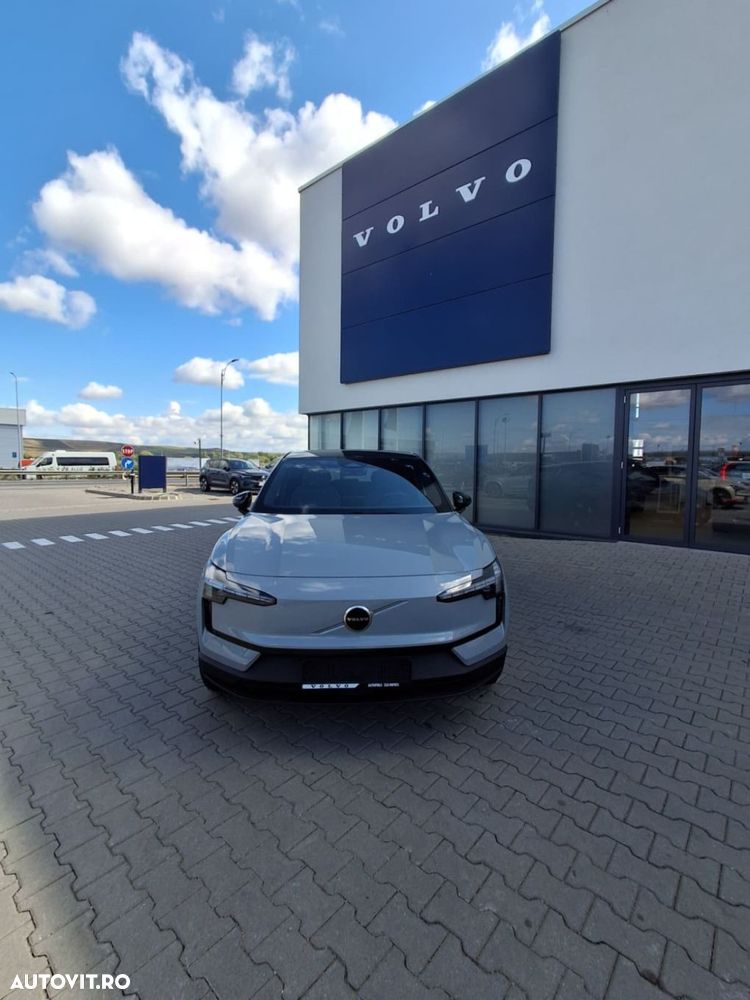 Volvo EX30 Single Motor Extended Range Plus - 4