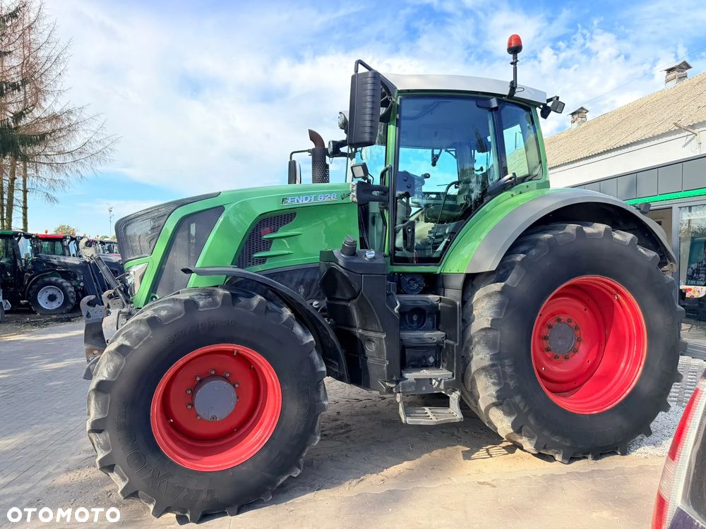Fendt 828 Vario Profi Plus - 3