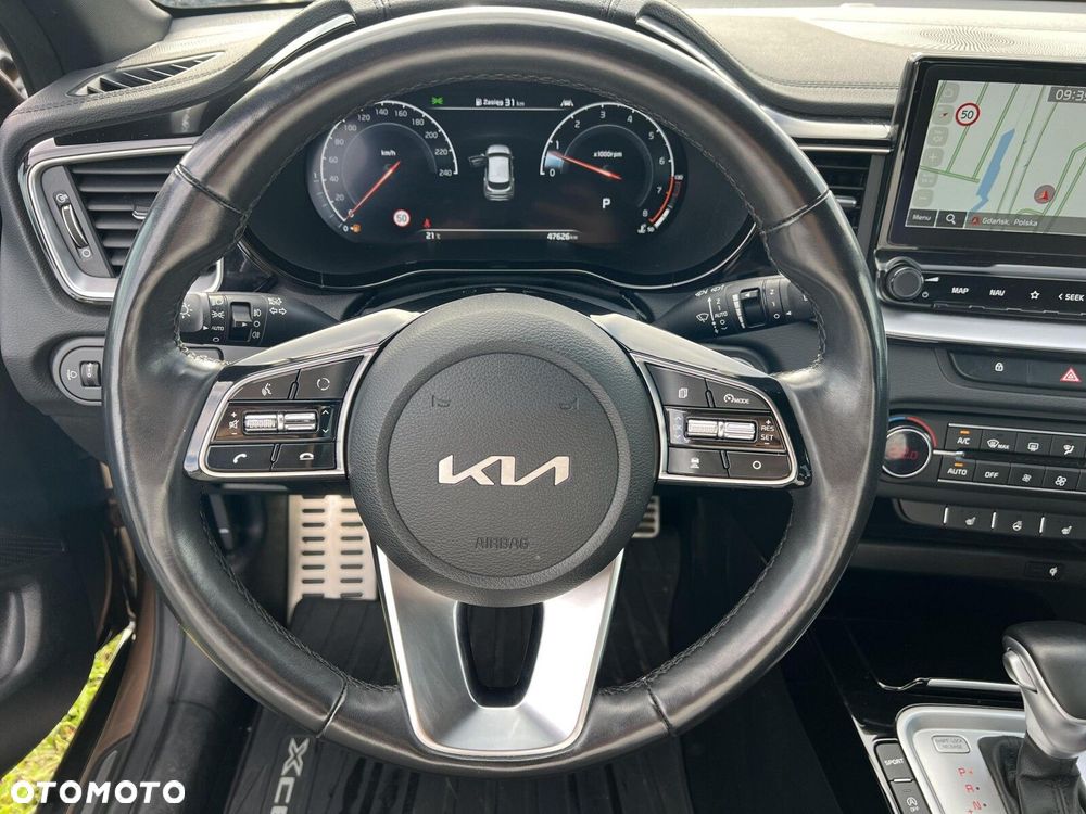 Kia XCeed - 18