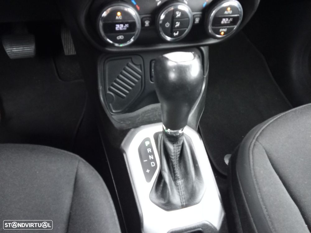 Jeep Renegade 1.6 MJD Limited DCT - 23
