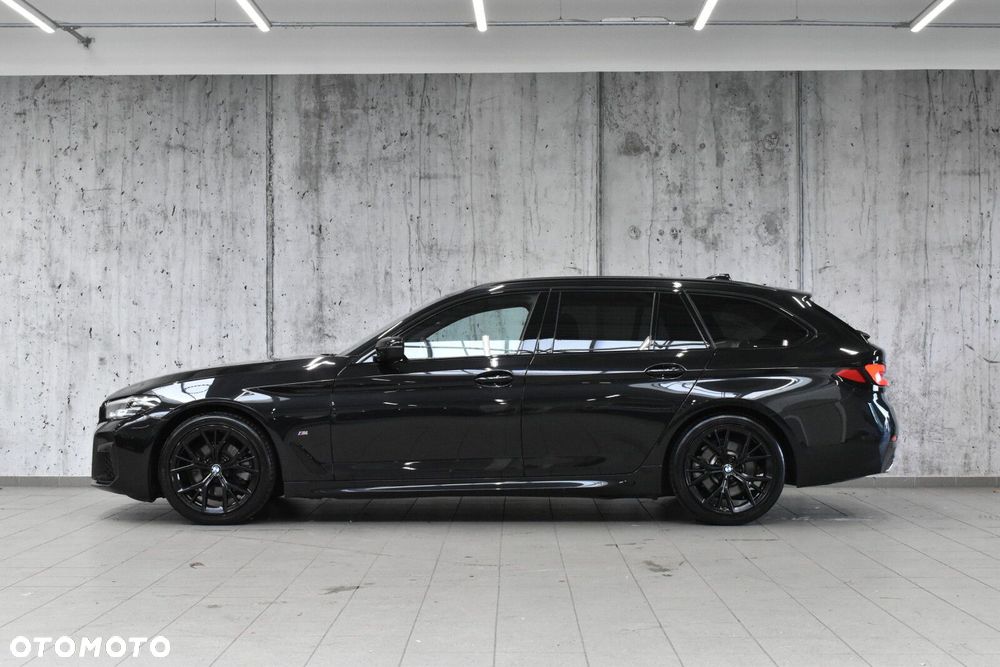 BMW Seria 5 520d xDrive MHEV M Sport sport - 5