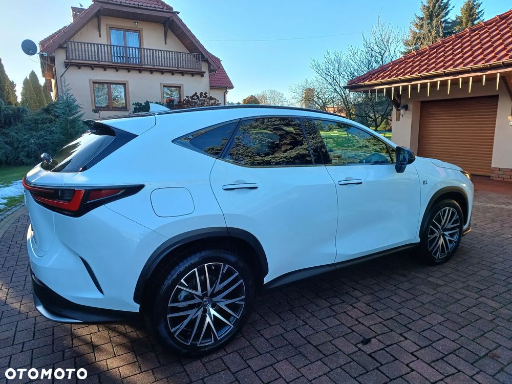 Lexus NX 450h+ Omotenashi AWD - 5