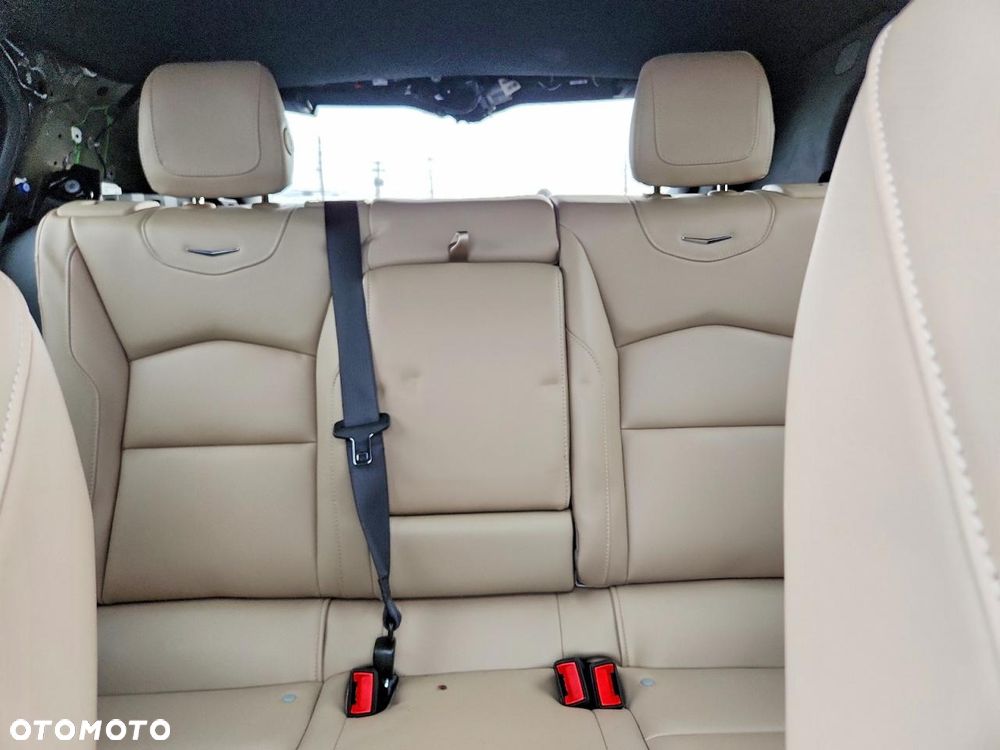 Cadillac XT4 - 11