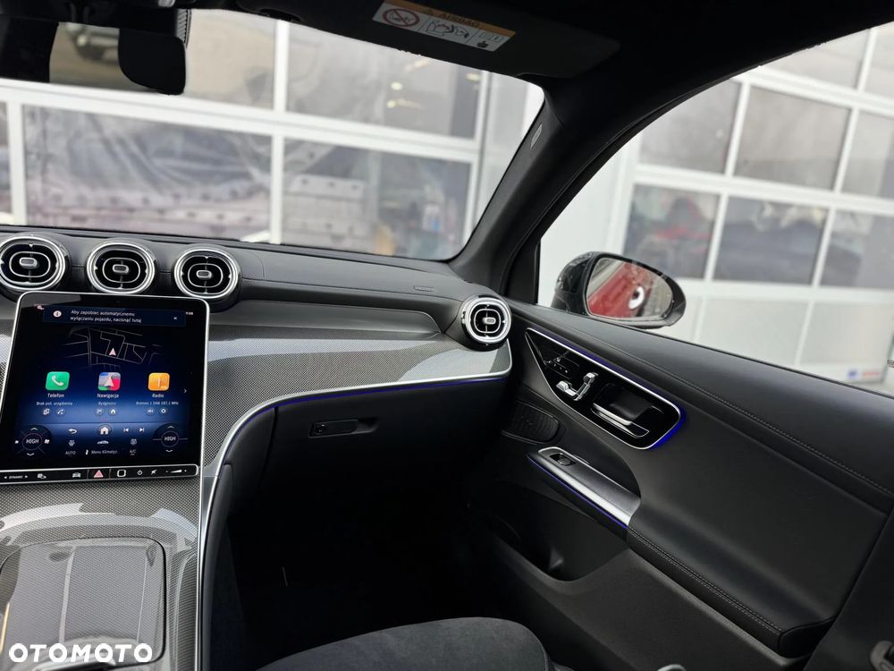 Mercedes-Benz GLC 220 d 4Matic 9G-TRONIC AMG Line Advanced - 16