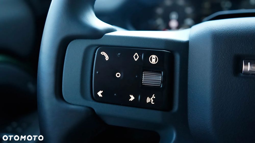 Land Rover Defender 3.0 D350 mHEV X-Dynamic SE - 20