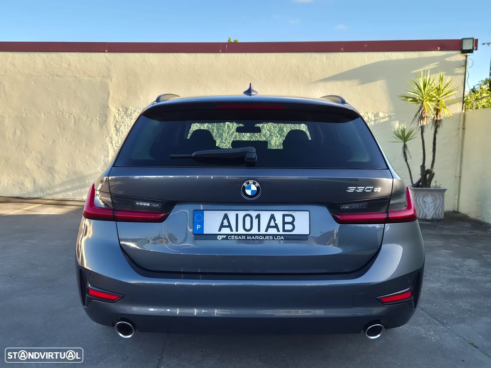 BMW 330 e Auto - 11