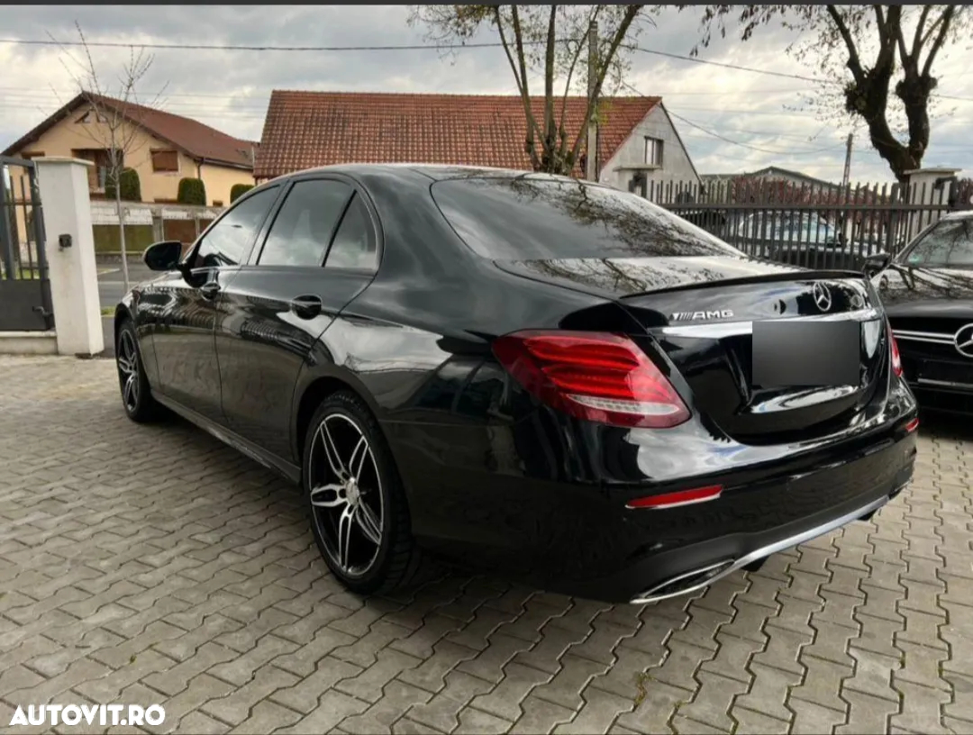 Mercedes-Benz E 43 AMG 4MATIC Aut. - 13