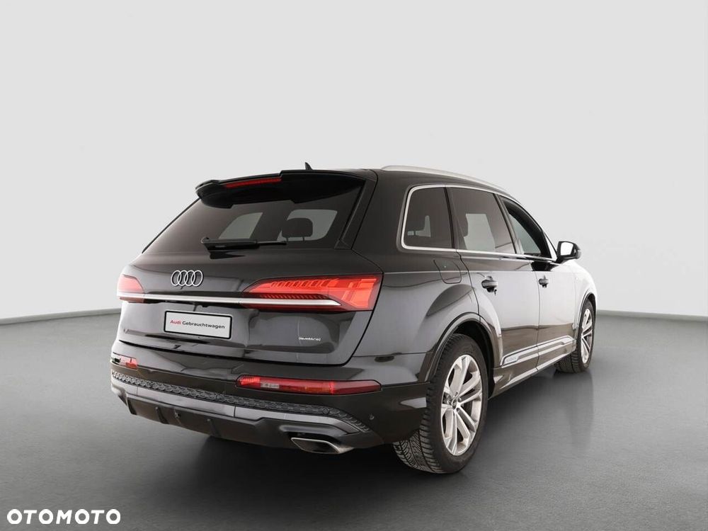Audi Q7 - 4