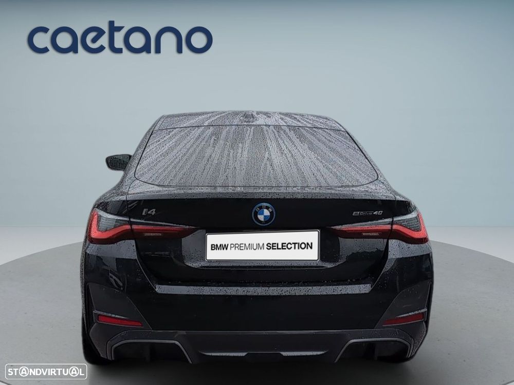 BMW i4 eDrive40 Pack Desportivo M - 7