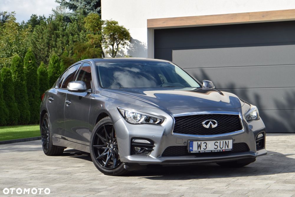 Infiniti Q50 2.0t Sport Sound Studio by Bose - 2