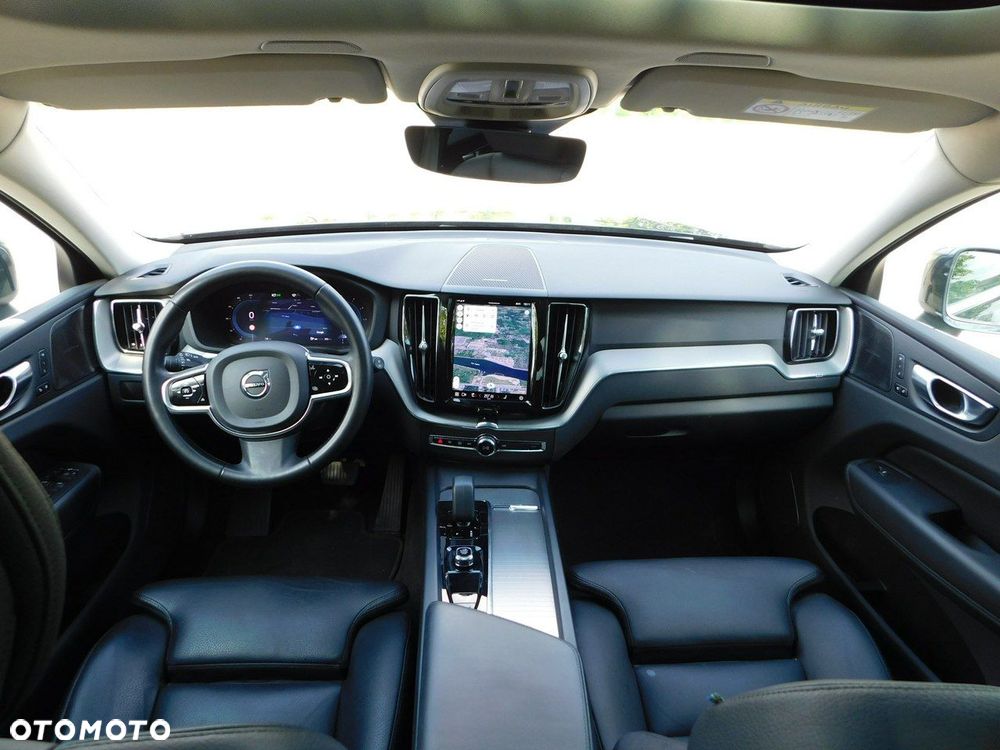 Volvo XC 60 B4 D Plus Bright - 8