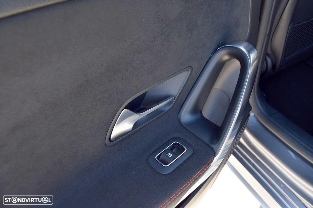 Mercedes-Benz A 180 d AMG Line Aut. — fotografia 19