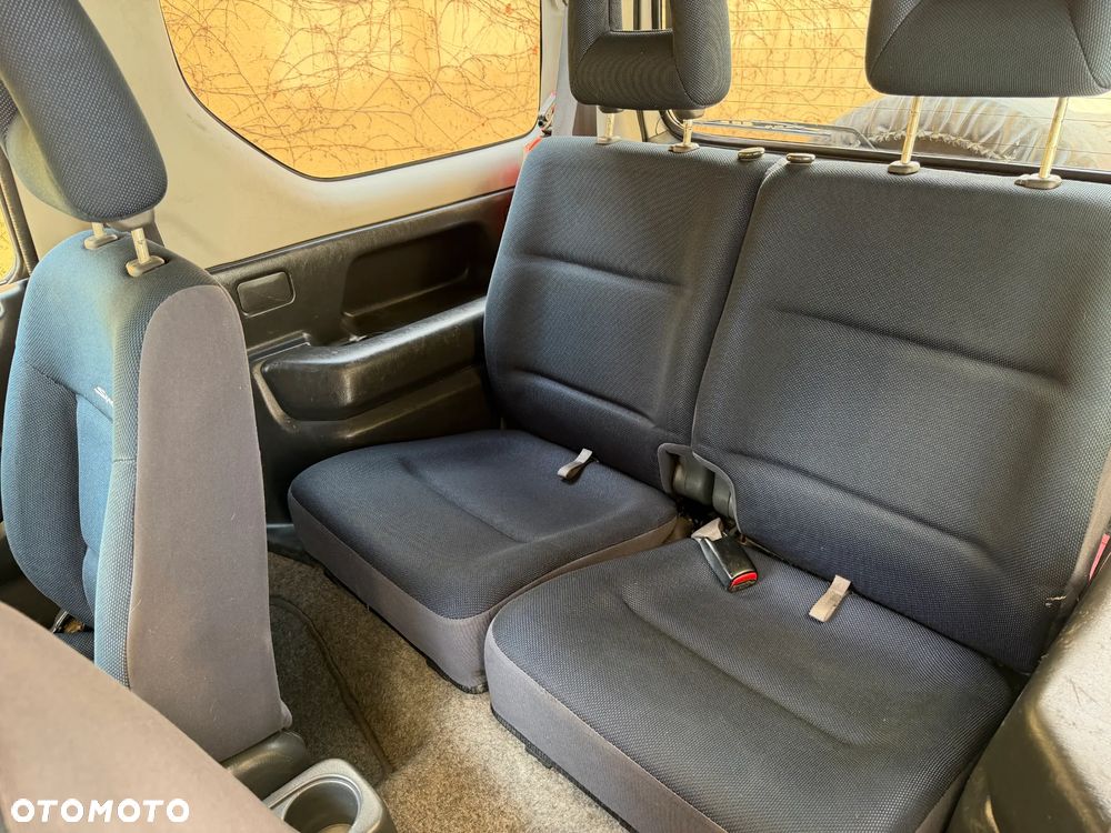 Suzuki Jimny 1.3 - 10
