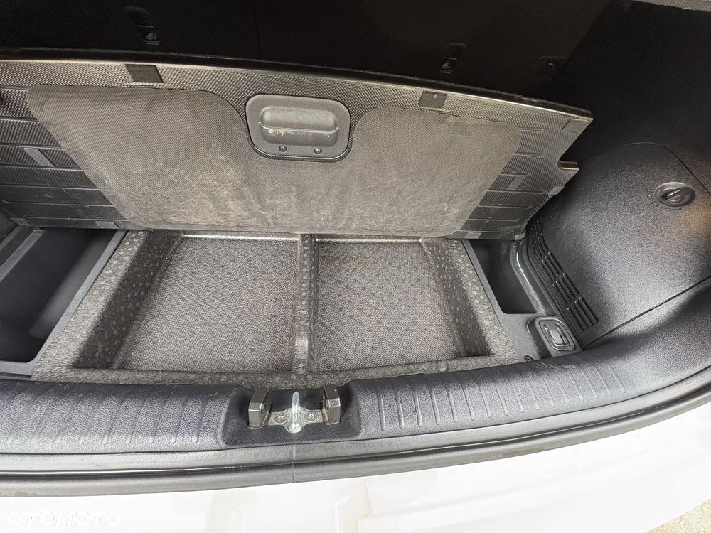 Kia Niro 1.6 GDI 2WD Vision - 17
