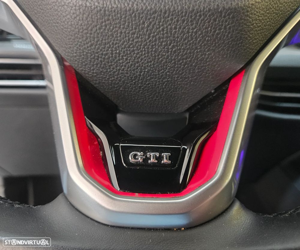 VW Golf 2.0 TSI GTI DSG Performance - 28