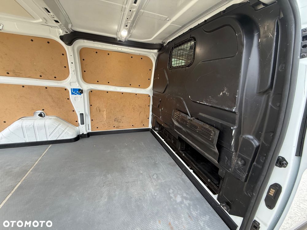 Ford Transit Custom - 23