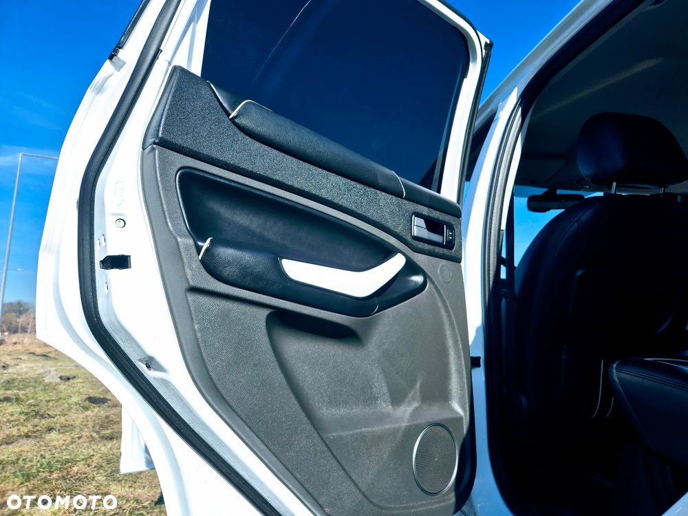 Ford Kuga 2.0 TDCi 4x4 Individual - 19