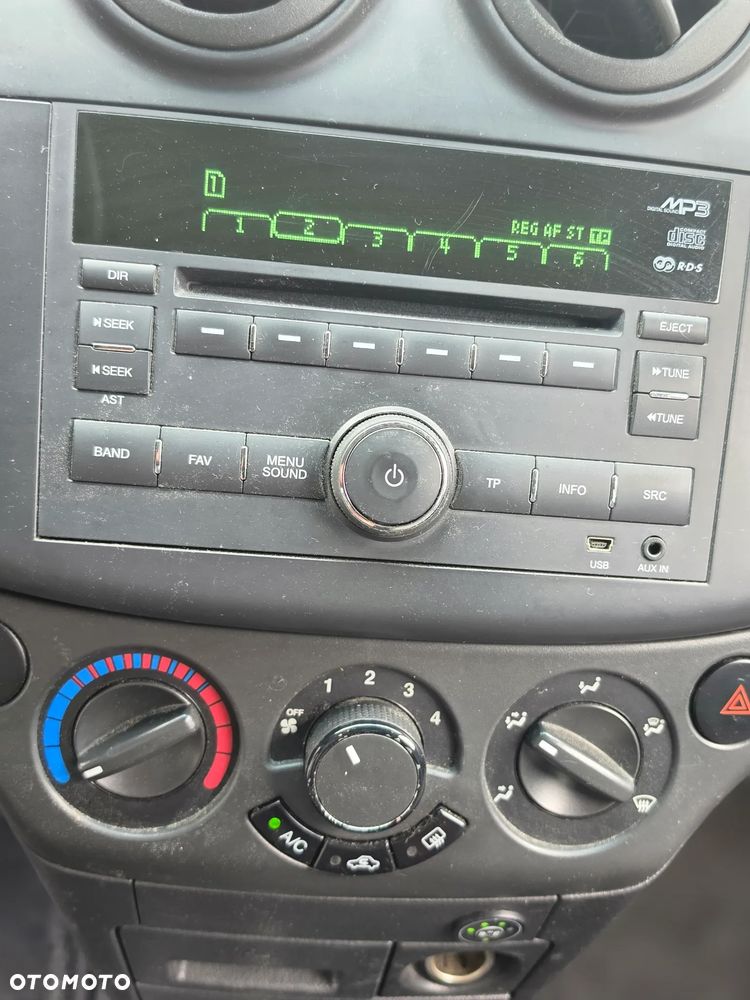 Chevrolet Aveo - 7