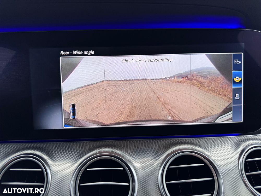 Mercedes-Benz E 220 d Aut. - 28