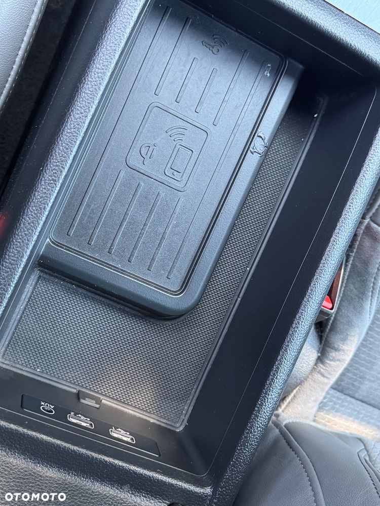 Audi A4 Avant 2.0 TDI ultra S tronic sport - 37