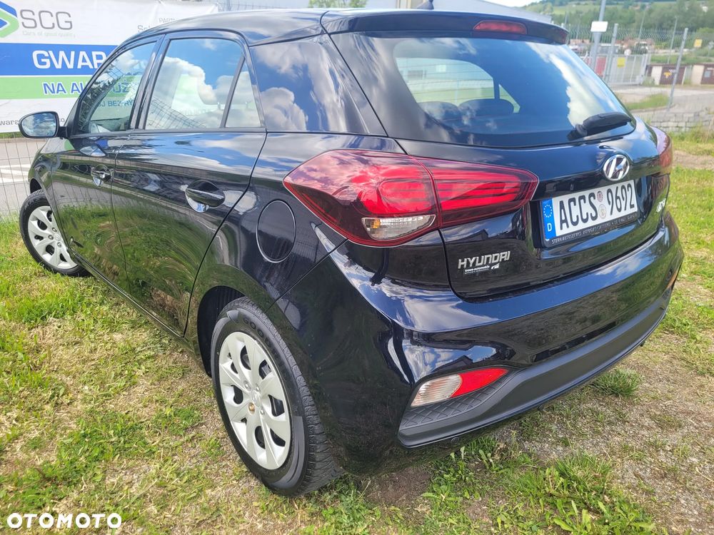 Hyundai i20 blue 1.2 Select - 13