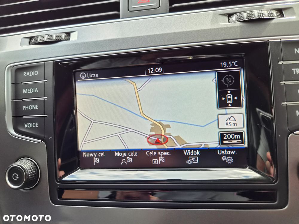 Volkswagen Golf 1.4 TSI BMT Highline - 19