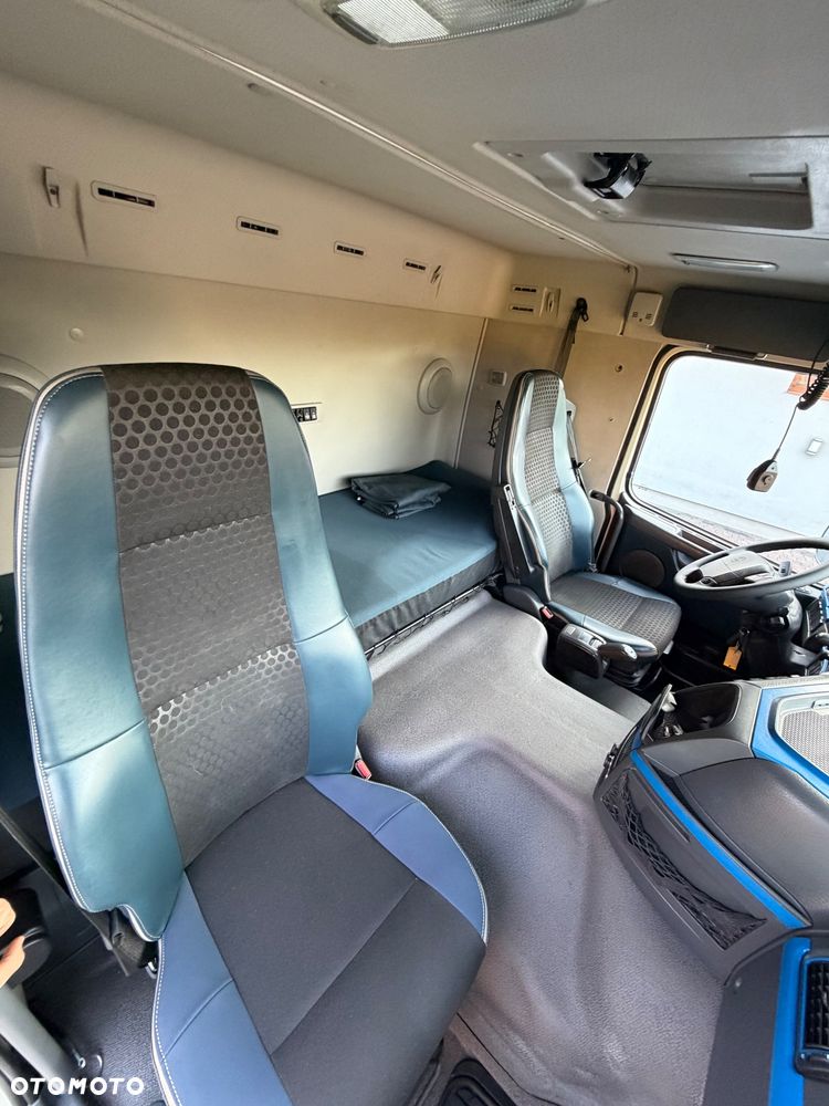 Volvo FMX - 19