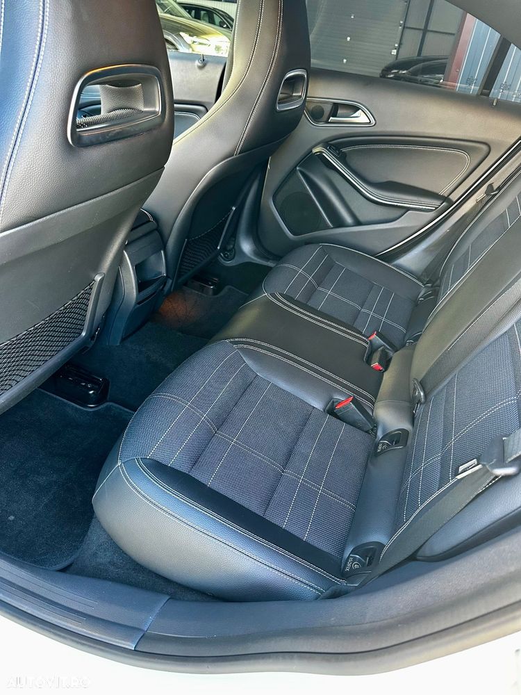 Mercedes-Benz CLA 180 - 5