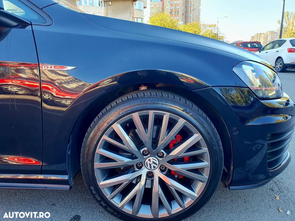 Volkswagen Golf 2.0 TSI BMT DSG GTI - 4
