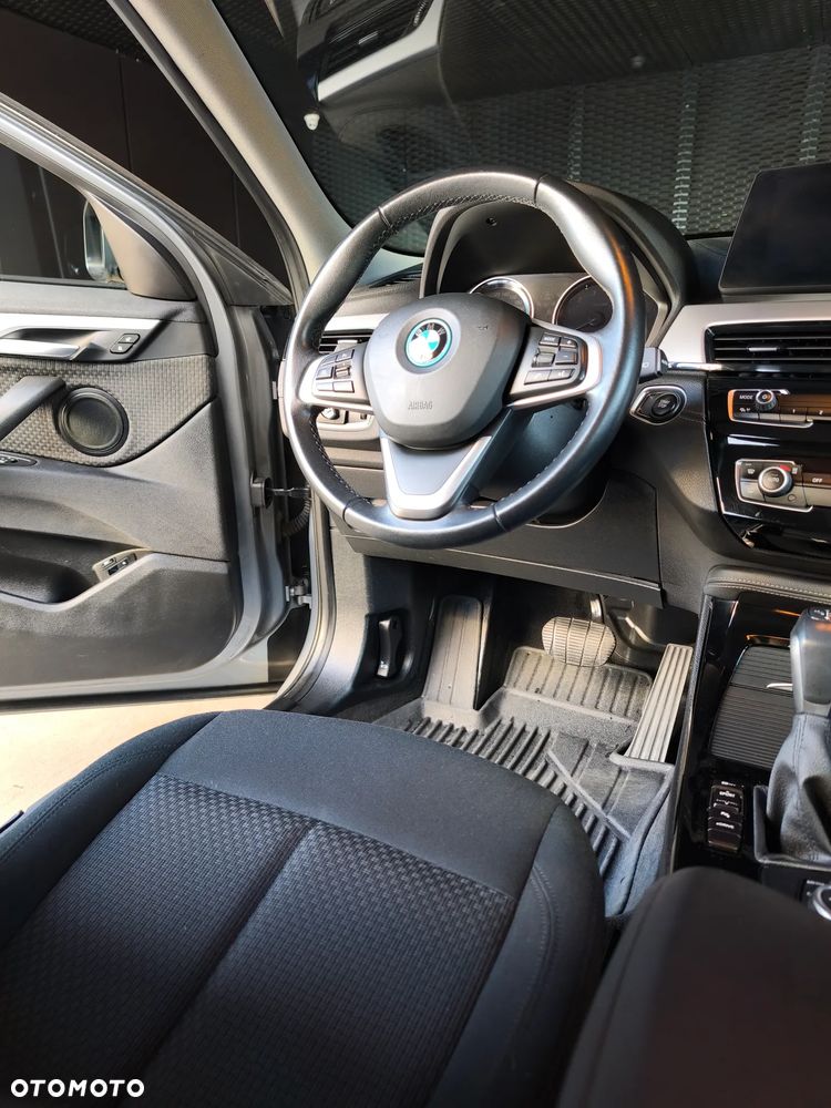 BMW X2 xDrive25e Advantage - 11
