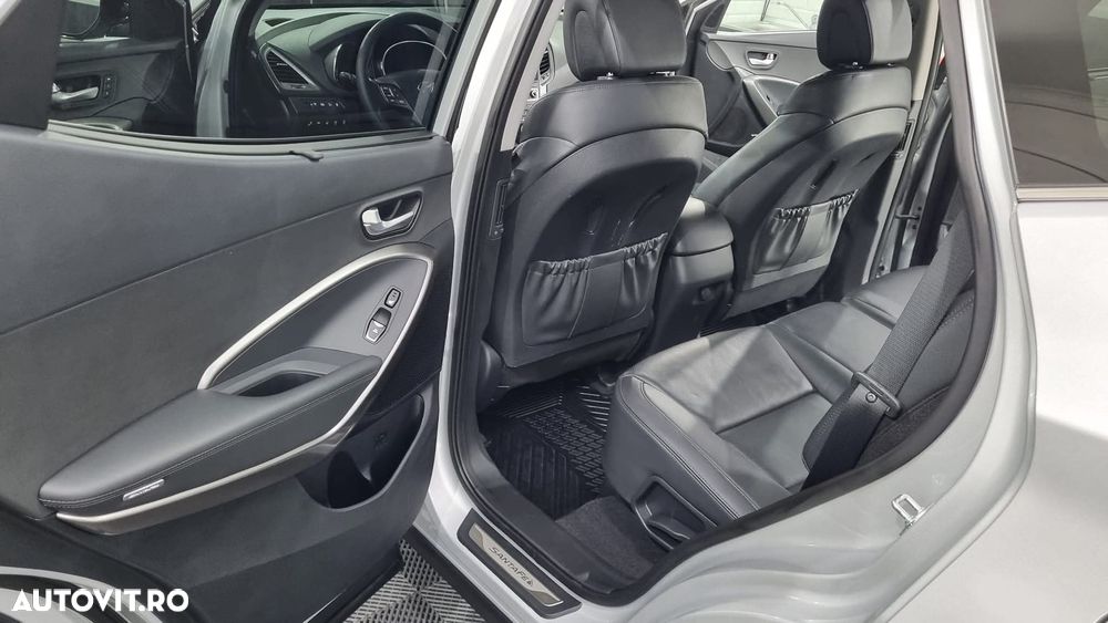 Hyundai Santa Fe - 4