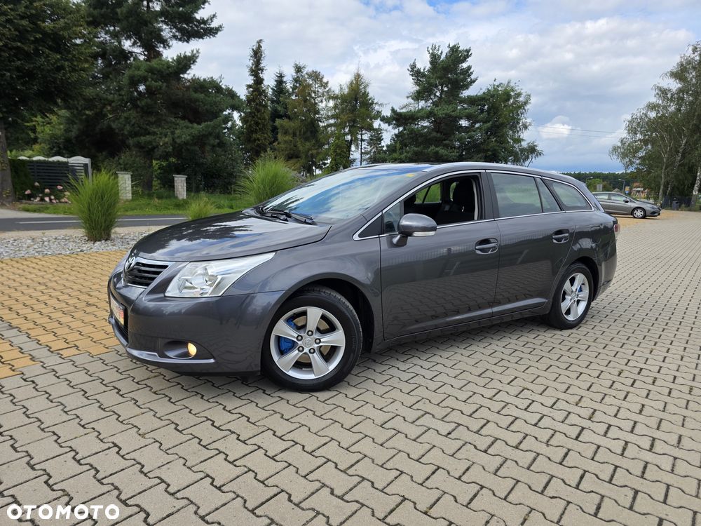 Toyota Avensis 1.8 Sol plus - 2