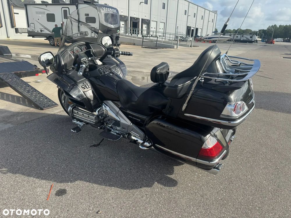 Honda GL - 25
