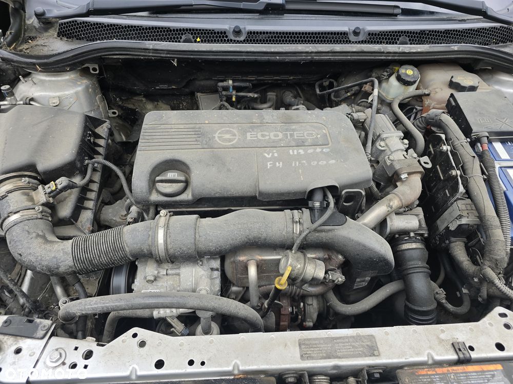 Opel Astra 1.7 CDTI Cosmo - 17