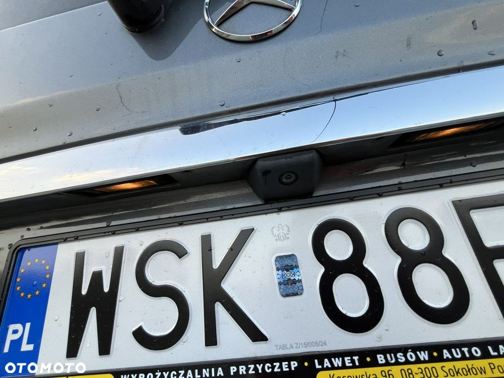 Mercedes-Benz Viano - 22