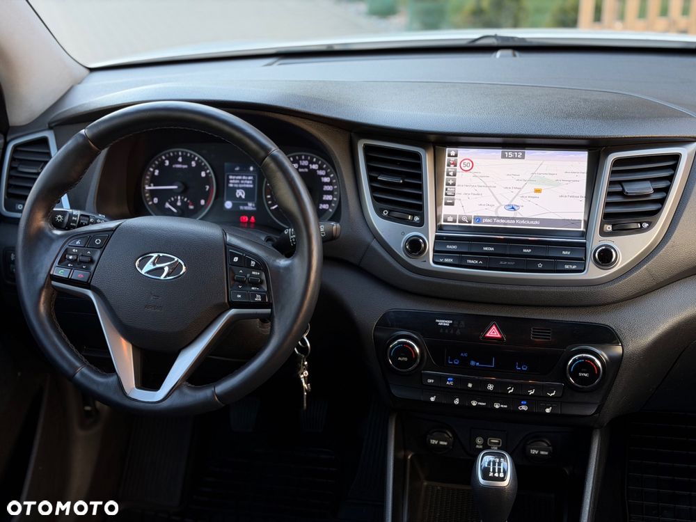 Hyundai Tucson 1.6 GDI BlueDrive Comfort 2WD - 16