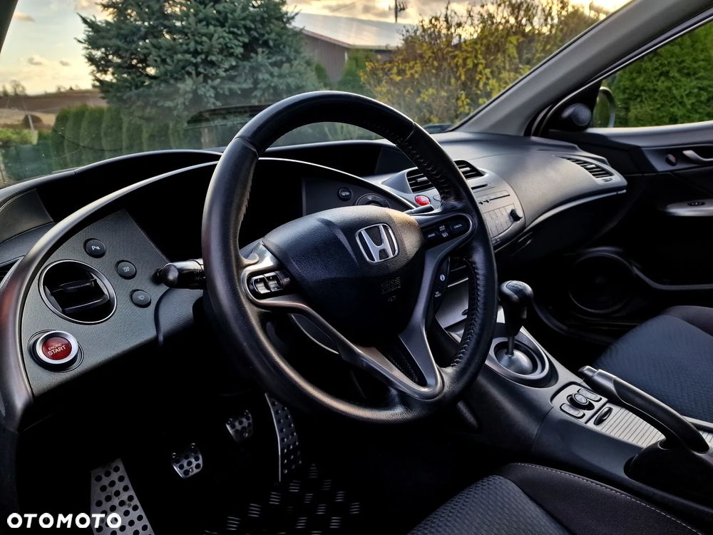 Honda Civic 1.8 Sport - 20