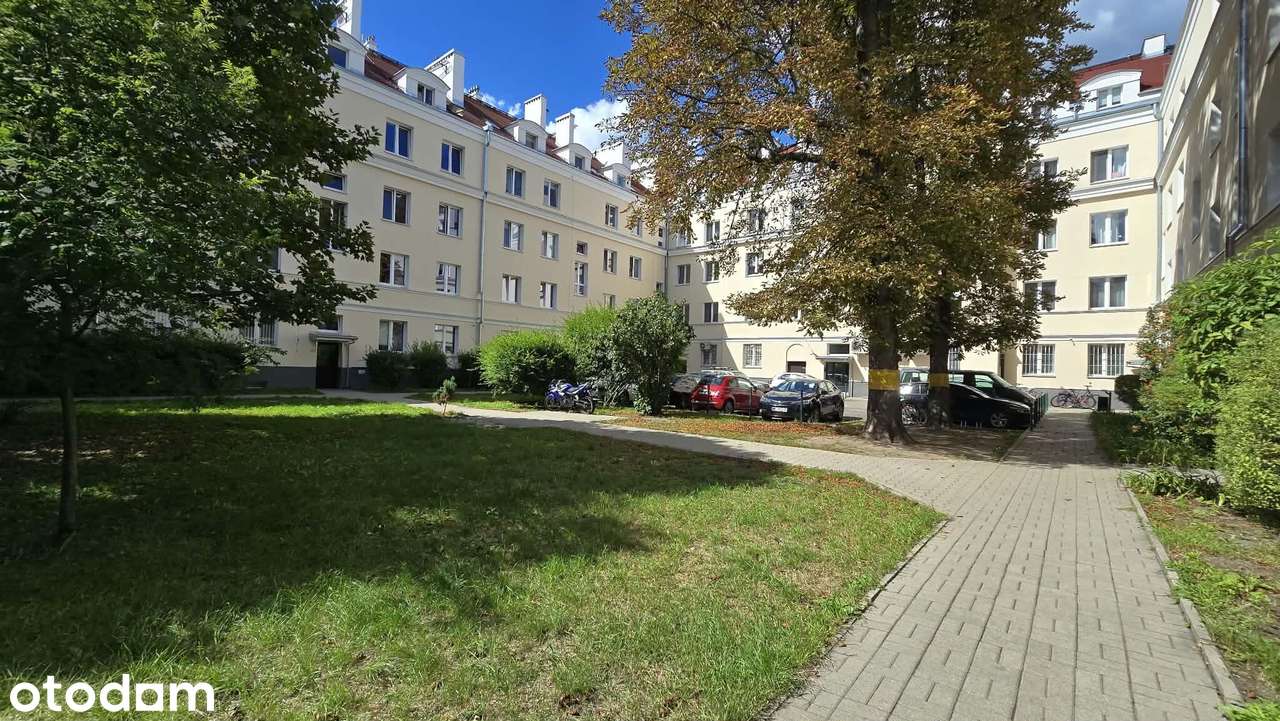 Racławicka, 2 pokoje z antresolą, metro 5 min, zwierzęta