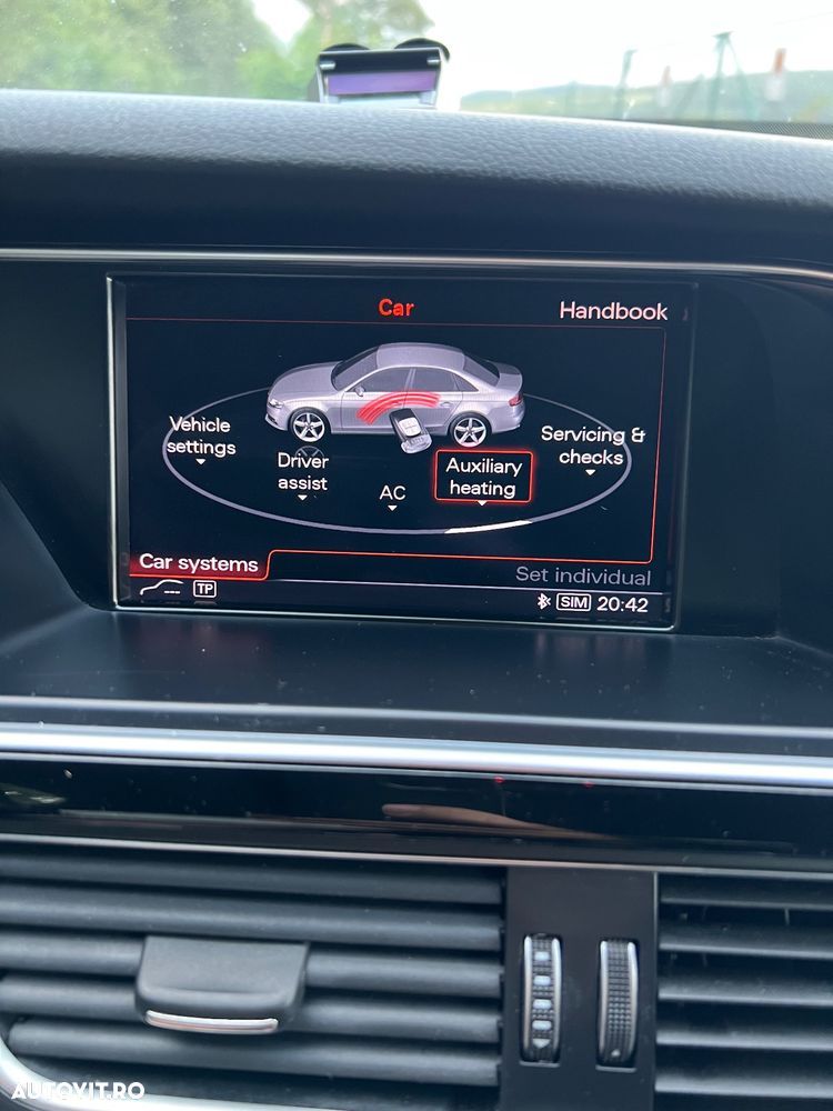 Audi A4 2.0 TDI DPF clean diesel quattro S tronic S line Sportpaket - 13