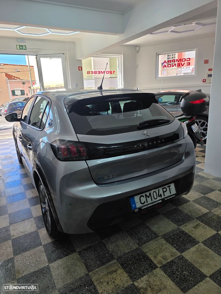 Peugeot e-208 - 7