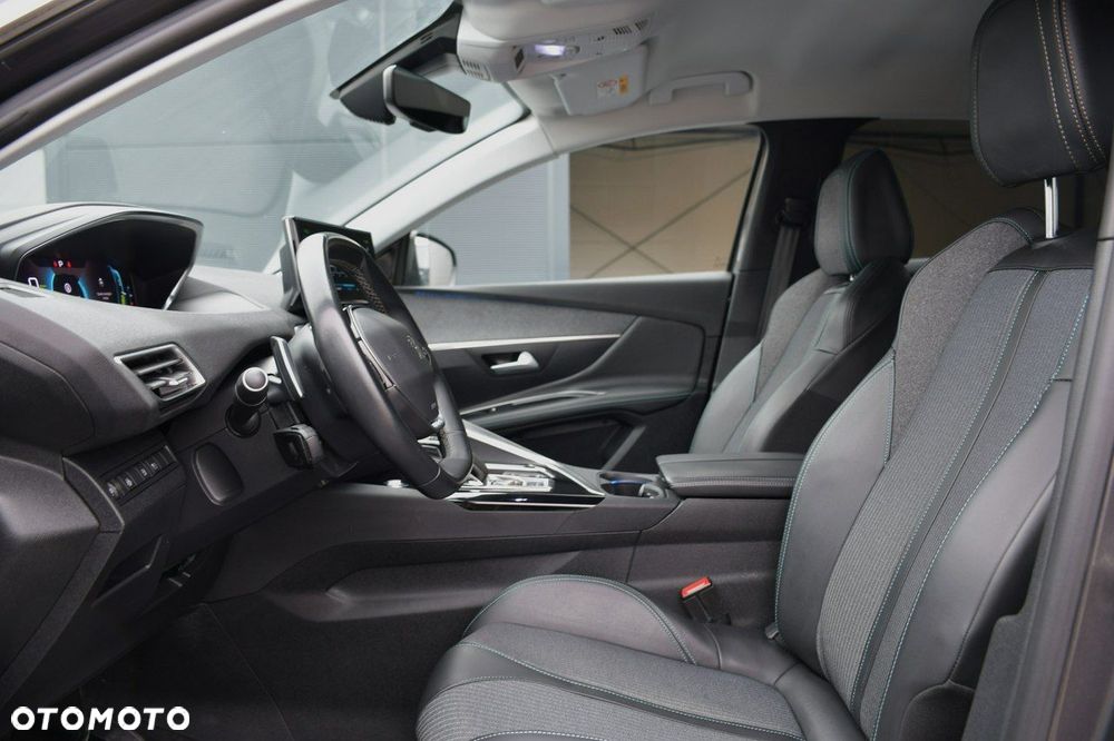 Peugeot 3008 1.6 PureTech Hybrid PHEV Allure Pack S&S EAT8 - 9