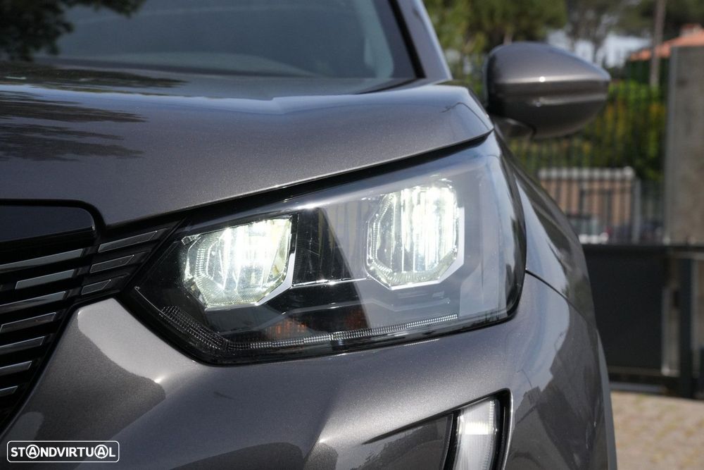 Peugeot 2008 1.2 PureTech Allure Pack - 25